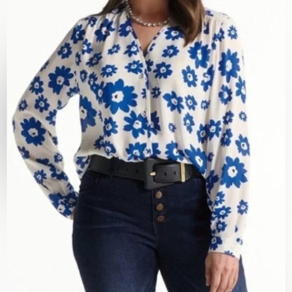 Cabi Floral Print Blouse, Sz. S, White w/ Blue Flowers, V Neckline, Button Front